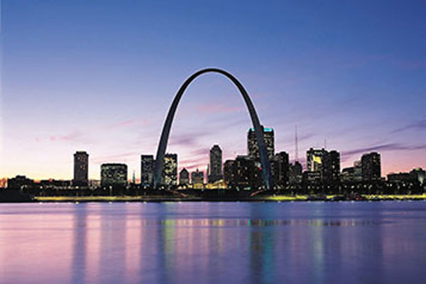 An image of the Arch and city skyline